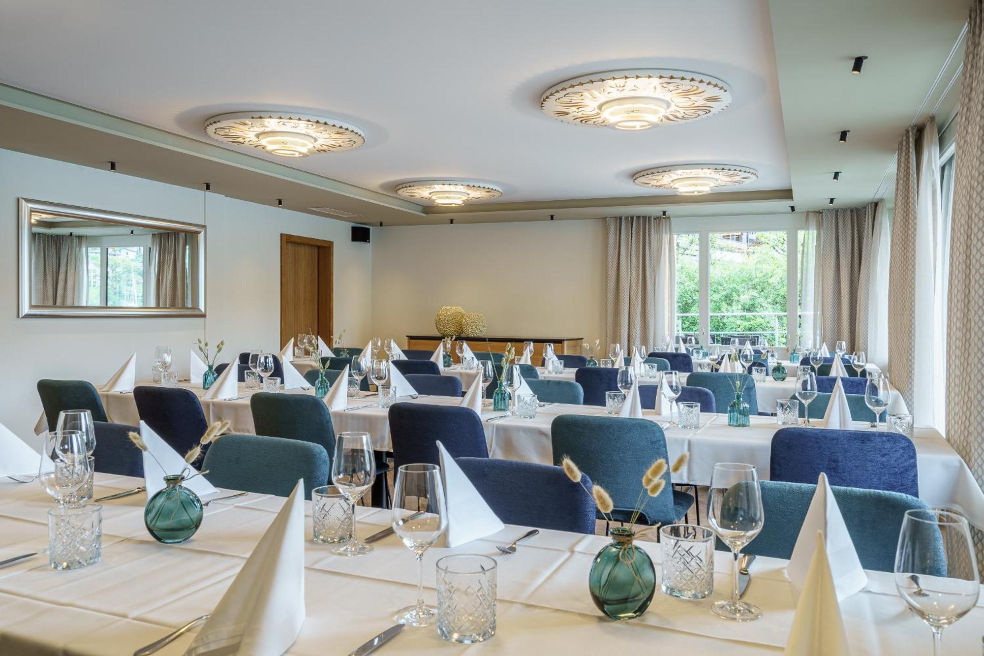 Hotel-Restaurant Seegarten-Marina Spiez Exteriér fotografie