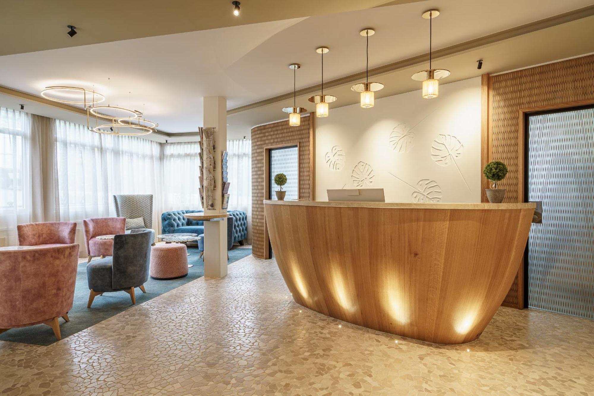 Hotel-Restaurant Seegarten-Marina Spiez Exteriér fotografie