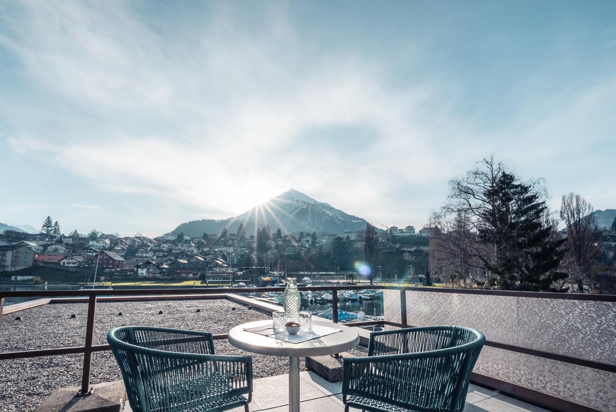 Hotel-Restaurant Seegarten-Marina Spiez Exteriér fotografie